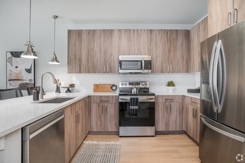 Floor plan for 1 bed, 1 bath, 775 sqft